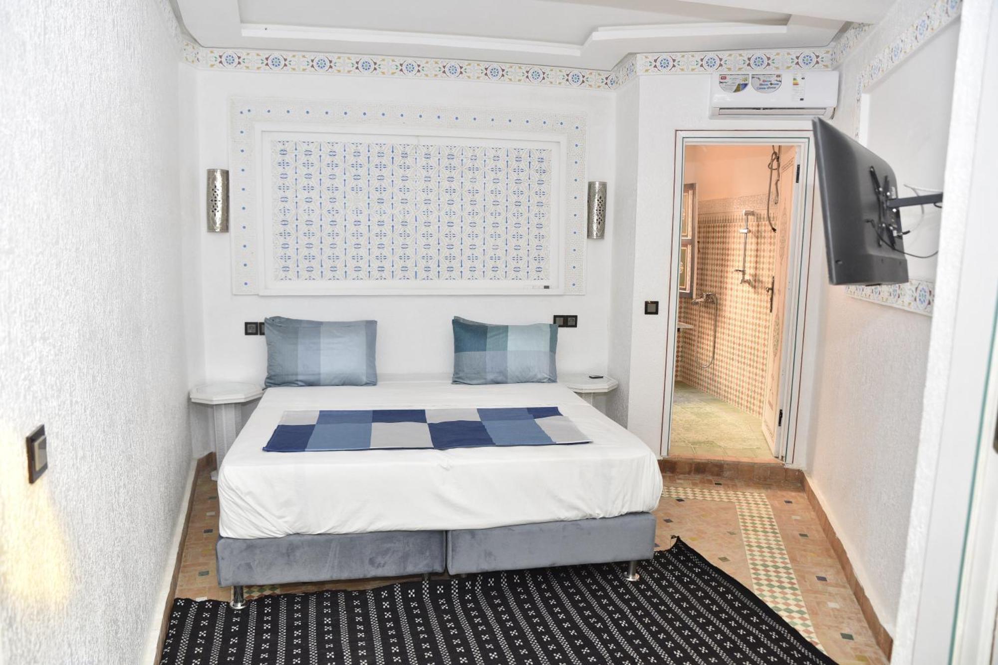 Riad Golf Stinia 2 Meknès Exteriör bild